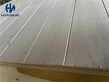 Papan Lapis Groove Papan Lapis Okoume